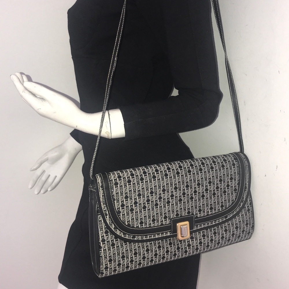 New vintage Judith Leiber large jaquered clutch fabric - Picture 5 of 12